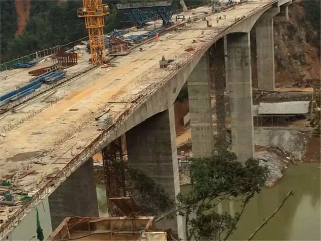 昌寧高速神龍灣大橋