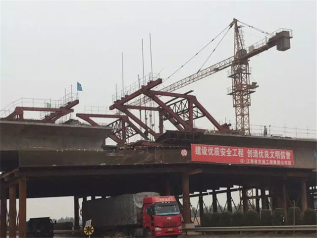 豐厚一級公路跨滬昆高速橋