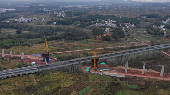 贛深高鐵2標(biāo)鐵建大橋局