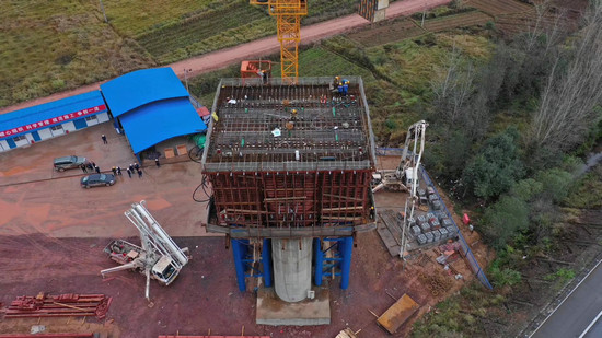 贛深高鐵2標(biāo)鐵建大橋局